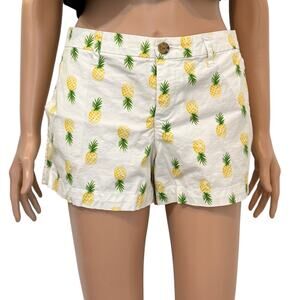 Old Navy 6 white pineapple print chino casual shorts small SH2 2521